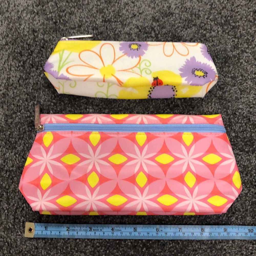 Clinique cosmetic pouch with mini pouch